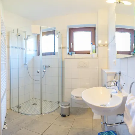 Hus Waterkant 2 Stueuerboord Eg Re Daire *